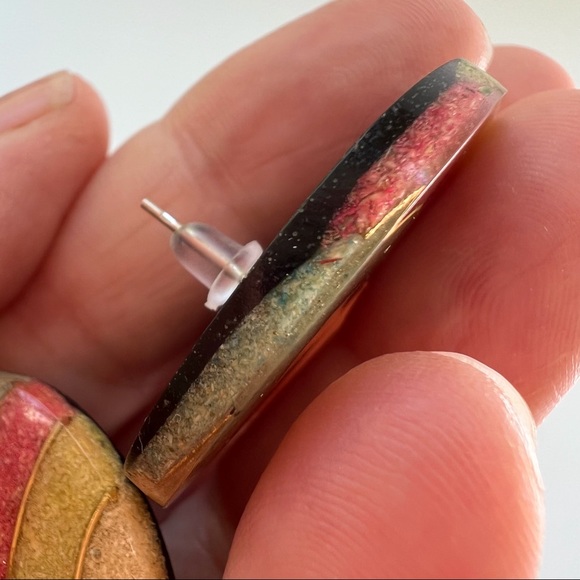 Vintage Round Rainbow Earrings - Picture 5 of 5